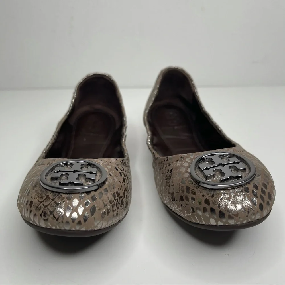 TORY BURCH Heidi Pewter Snake Print Metallic Leather Medallion Ballet Flat Sz 5